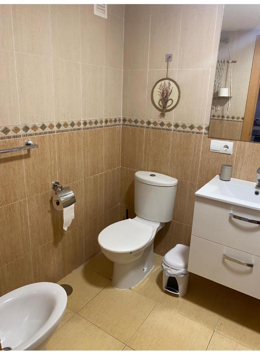 Bajo Con Jardin A Pie De Playa Y Piscina Comunitaria Con Jacuzzi Apartment Playas de Vera