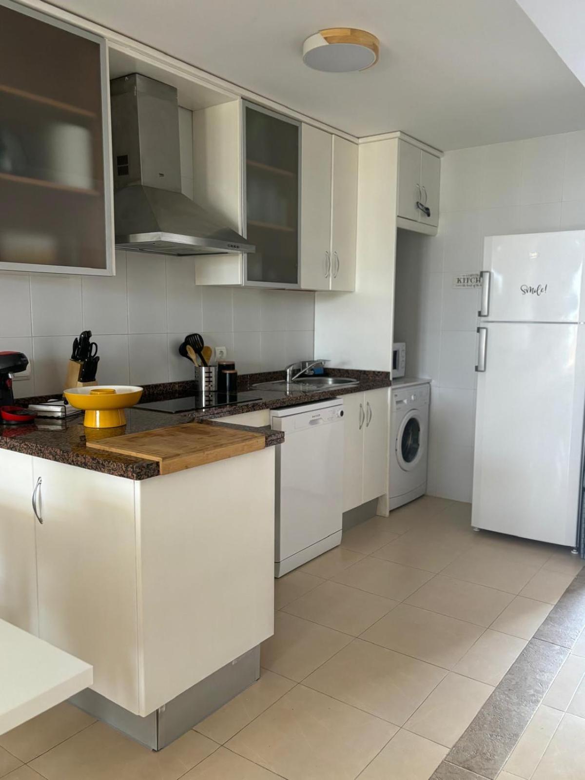 Bajo Con Jardin A Pie De Playa Y Piscina Comunitaria Con Jacuzzi * Playas de Vera