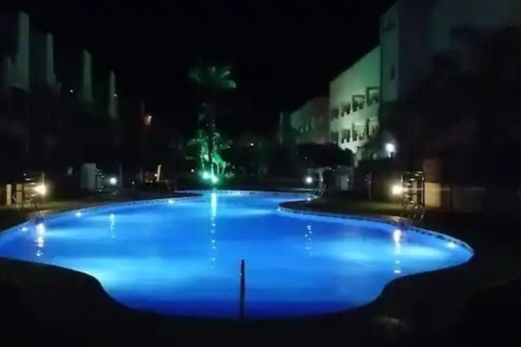 Bajo Con Jardin A Pie De Playa Y Piscina Comunitaria Con Jacuzzi Apartment Playas de Vera